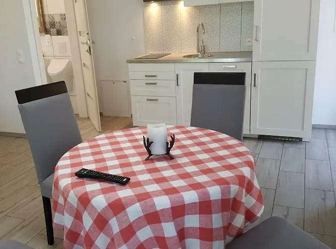 Jaktstuga Agro Breza Nad Samym Jeziorem- Sauna Ogrodowa Lipusz